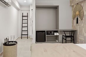 The Weekender by Otium