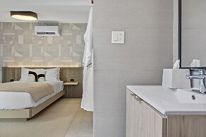 The Weekender by Otium