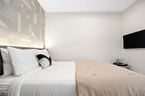 The Weekender by Otium