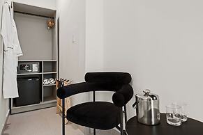 The Weekender by Otium