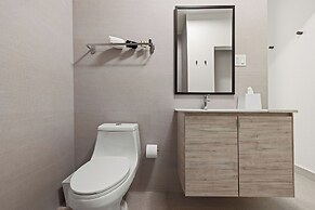 The Weekender by Otium