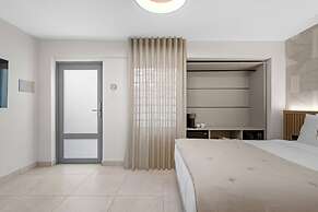 The Weekender by Otium