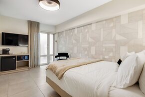 The Weekender by Otium
