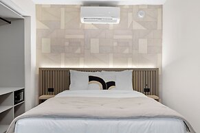 The Weekender by Otium