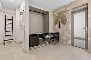 The Weekender by Otium