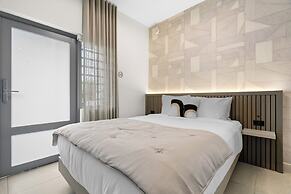 The Weekender by Otium