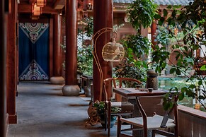 Spirited Silky Inn
