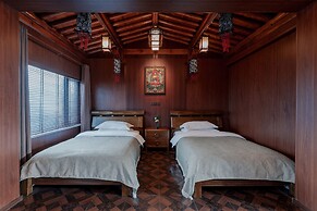 Spirited Silky Inn