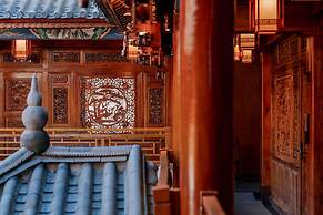 Spirited Silky Inn