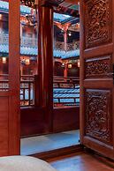 Spirited Silky Inn