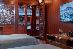 Spirited Silky Inn