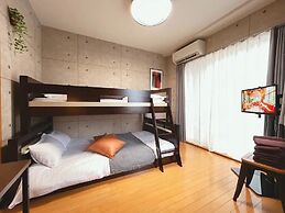 Amika First 203