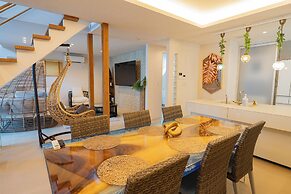 ReVIERA Resort Villa