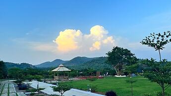 V NATURE RESORTS