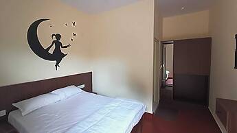 V NATURE RESORTS