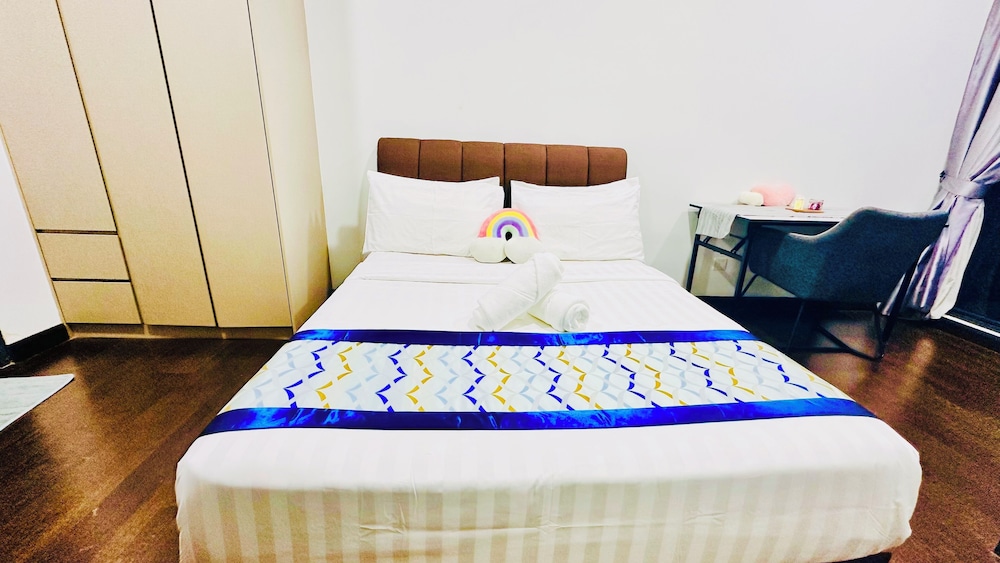 Velocity Suites KL by Rit