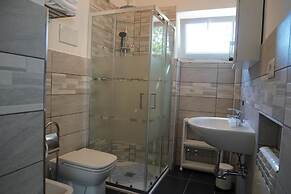 ROMANA GUEST HOUSE
