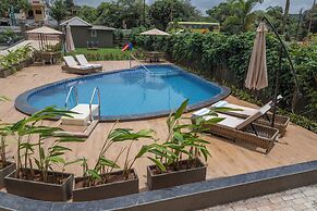 Stone Wood Hotel Amboli