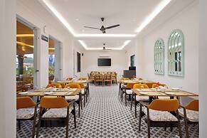 Stone Wood Hotel Amboli