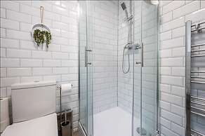 Stunning One Bedroom Apartments