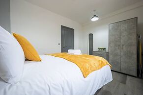Stunning One Bedroom Apartments