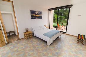 Hotel Casa Portones
