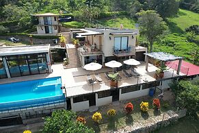Hotel Casa Portones