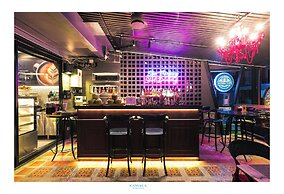 Kamala Havana Hotel and Cafe