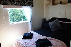 Quiet Equestrian Retreat - Sleeps 4
