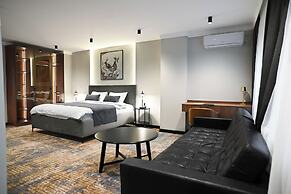 Black Gallo Residences