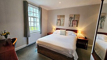 Stoke Lodge Hotel
