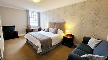 Stoke Lodge Hotel