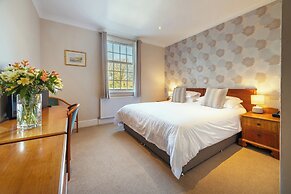 Stoke Lodge Hotel