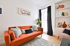 Beautifully Designed 2 Bed Apartment
