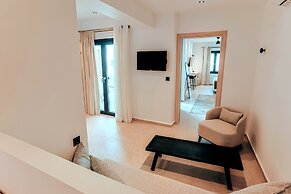 La Maltese Boutique Paros