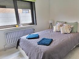 Villa With Private Pool In Blaregnies