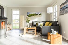 Luxushaus Boddenkuste mit Lagune und Sauna