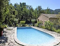 Menerbes Home With Private Pool