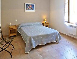 Menerbes Home With Private Pool