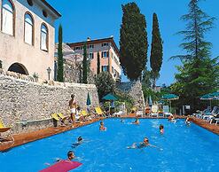 Residence La Filanda in Costermano With Pool