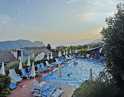 Residence La Filanda in Costermano With Pool