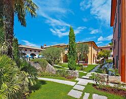Residence La Filanda in Costermano With Pool