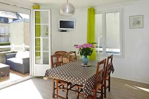 Apartment by Sandy Beach in Arromanches