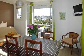Apartment by Sandy Beach in Arromanches