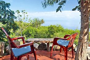 Finca in El Tanque With a Terrace