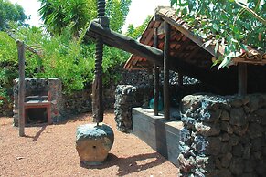 Finca in El Tanque With a Terrace