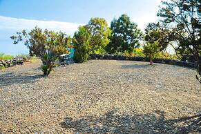 Finca in El Tanque With a Terrace