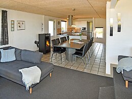 4 Star Holiday Home in Ringkobing