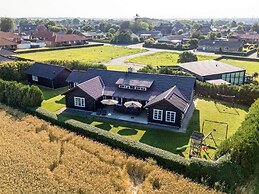 4 Star Holiday Home in Spottrup