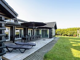 4 Star Holiday Home in Spottrup
